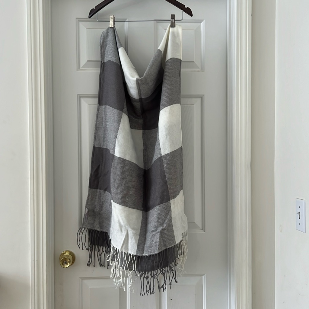 Yankee Candle Wrap Scarf